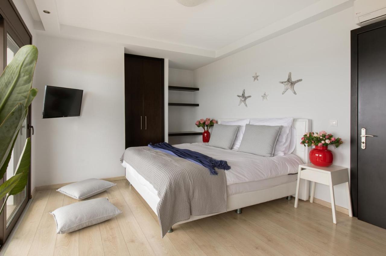 Antonoglou Beach Villas - Waterfront Luxury Retreat Lachania  Exterior photo
